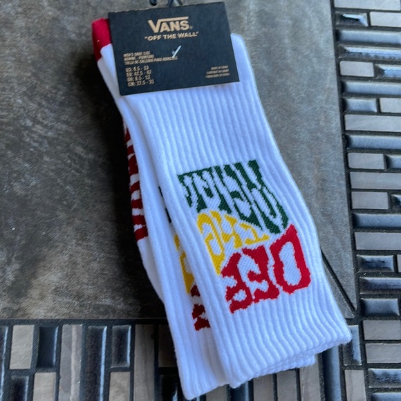 Vans Other - VANS “Off The Wall” Men’s socks